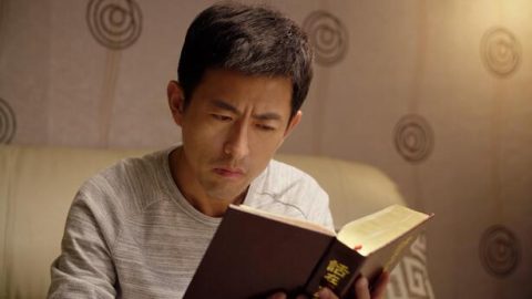 ជីវិតព្យួរលើសរសៃអំបោះ